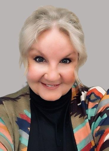 Diana James Lawless headshot