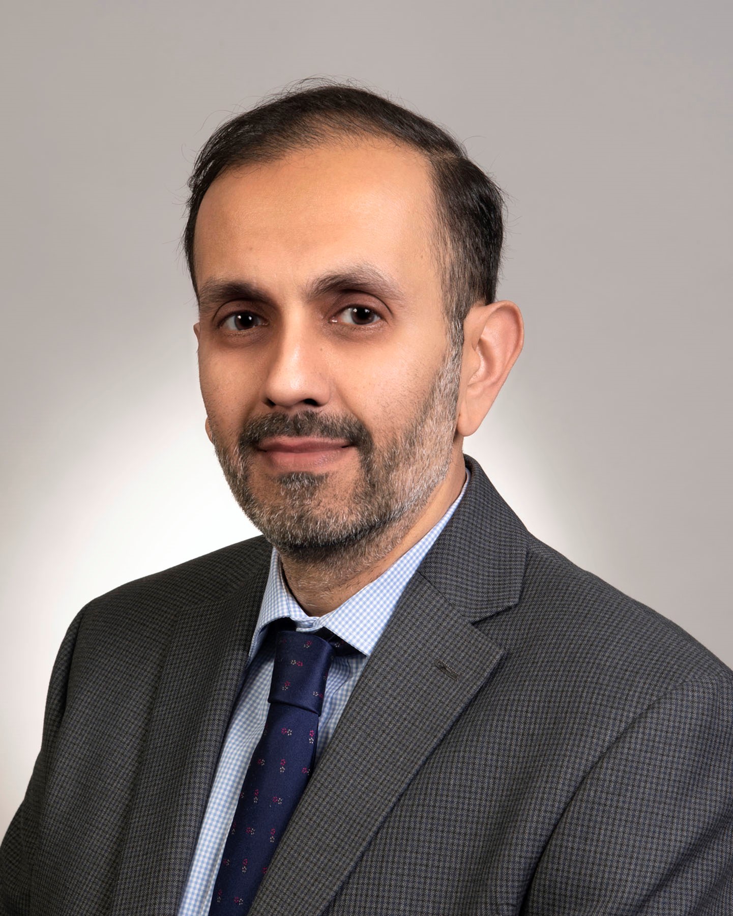 Vik Wadhwani headshot